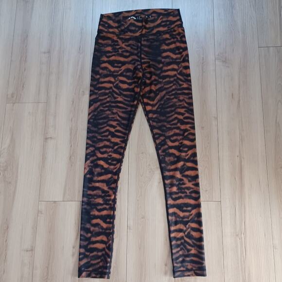 The Upside Equinox Tiger Leggings Size 6 XS/S EUC Rare Print - Picture 5 of 6
